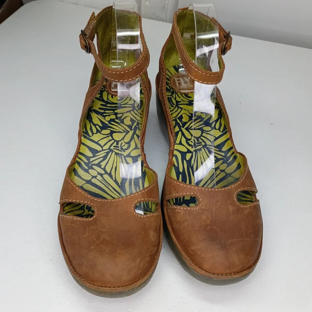 Fly London Bessie Mary Janes EU 41 US 10